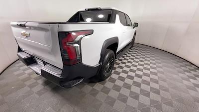 New 2025 Chevrolet Silverado EV LT Crew Cab 4x4 Pickup for sale #SEV5004 - photo 2