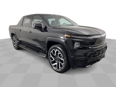 New 2025 Chevrolet Silverado EV RST Crew Cab 4x4 Pickup for sale #SEV5008 - photo 1