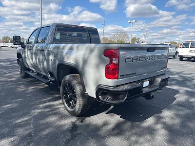 2025 Chevrolet Silverado 2500 Crew Cab 2WD, Pickup for sale #251186 - photo 2