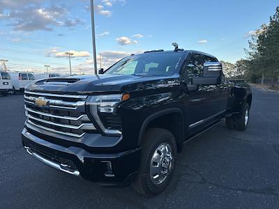 2025 Chevrolet Silverado 3500 Crew Cab 4WD, Pickup for sale #251192 - photo 1