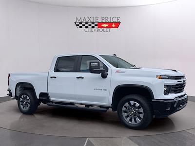 New 2025 Chevrolet Silverado 2500 Custom Crew Cab 4WD Pickup for sale #251261 - photo 1