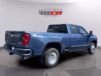 New 2025 Chevrolet Silverado 3500 High Country Crew Cab 4WD Pickup for sale #251293 - photo 2
