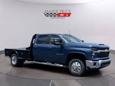 New 2025 Chevrolet Silverado 3500 LT Crew Cab 4WD Flatbed Truck for sale #251295 - photo 1
