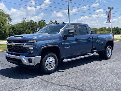New 2025 Chevrolet Silverado 3500 LT Crew Cab 4WD Pickup for sale #251316 - photo 1