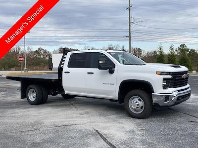 New 2025 Chevrolet Silverado 3500 Crew Cab Flatbed Truck for sale #251364 - photo 1