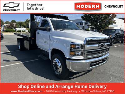 2023 Chevrolet Silverado 5500 Regular Cab DRW RWD, Knapheide Value-Master X Flatbed Truck for sale #1F5433 - photo 1