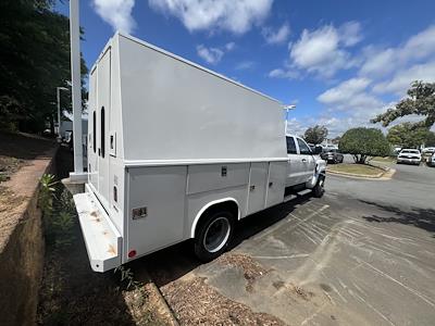 New 2023 Chevrolet Silverado 5500 Work Truck Crew Cab RWD Reading Enclosed Service Body for sale #1F6758 - photo 2