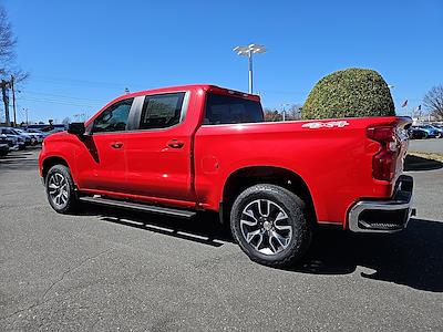 New 2025 Chevrolet Silverado 1500 LT Crew Cab 4WD Pickup for sale #1N7923 - photo 2