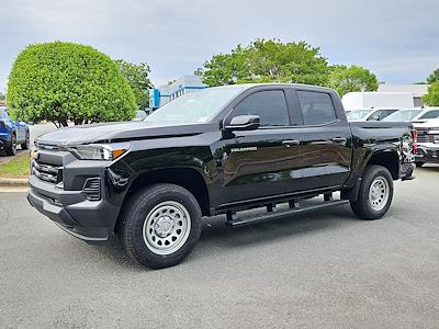 New 2025 Chevrolet Colorado Work Truck Crew Cab 4WD Pickup for sale #1N8168 - photo 1
