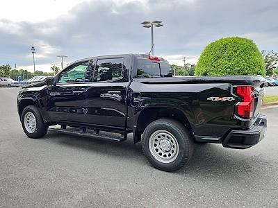 New 2025 Chevrolet Colorado Work Truck Crew Cab 4WD Pickup for sale #1N8168 - photo 2