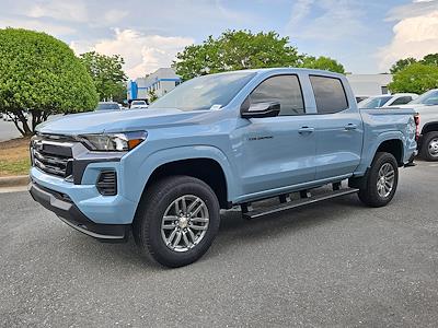 New 2025 Chevrolet Colorado Work Truck Crew Cab 4WD Pickup for sale #1N8321 - photo 1