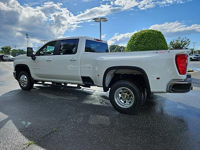 New 2025 Chevrolet Silverado 3500 LT Crew Cab 4WD Pickup for sale #1N8333 - photo 2