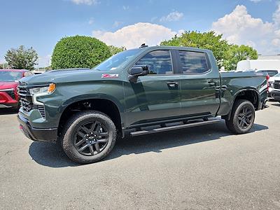 New 2025 Chevrolet Silverado 1500 LT Crew Cab 4WD Pickup for sale #1N8563 - photo 1