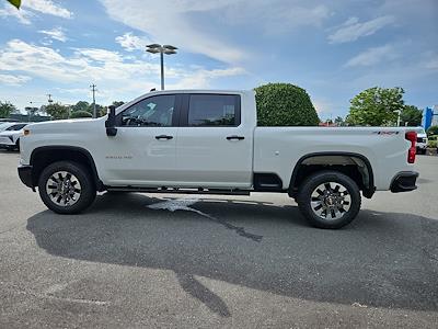New 2025 Chevrolet Silverado 2500 Custom Crew Cab 4WD Pickup for sale #1N8738 - photo 2