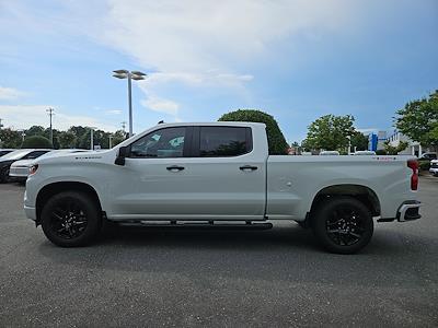 New 2025 Chevrolet Silverado 1500 Custom Crew Cab 4WD Pickup for sale #1N8752 - photo 2