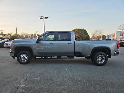 New 2026 Chevrolet Silverado 3500 LT Crew Cab for sale #1N9880 - photo 2