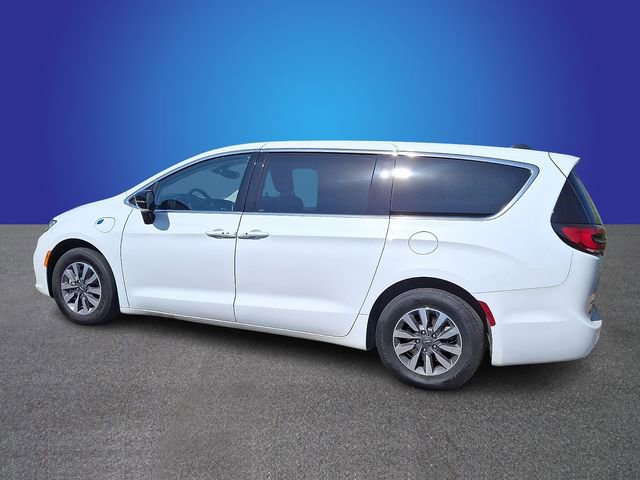 Used 2024 Chrysler Pacifica - photo 7
