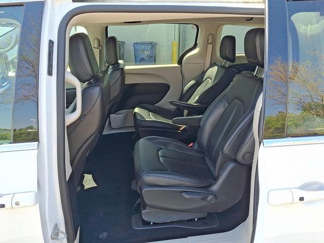 Used 2024 Chrysler Pacifica - photo 10