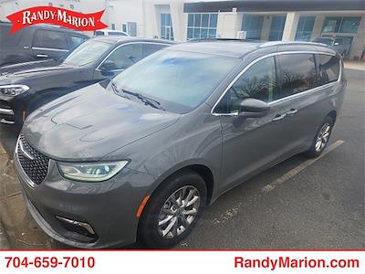 Used 2021 Chrysler Pacifica Touring L Minivan for sale #BU3699B - photo 1