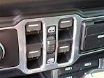 2020 Jeep Gladiator Crew Cab 4x4 Pickup for sale #GM17737A - photo 25