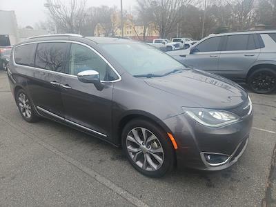 Used 2020 Chrysler Pacifica - photo 1