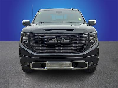 Used 2025 GMC Sierra 1500 - photo 1