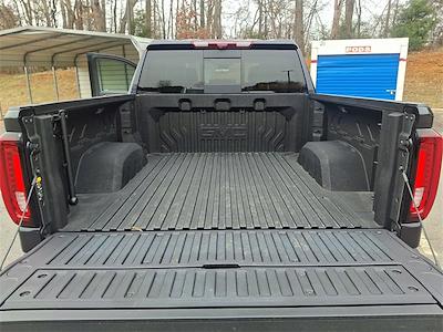 Used 2025 GMC Sierra 1500 - photo 1