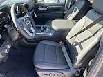 New 2025 GMC Sierra 2500 SLT Crew Cab 4x4 Pickup for sale #G2S2469 - photo 9
