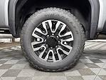 New 2025 GMC Sierra 2500 Denali Ultimate Crew Cab 4x4 Pickup for sale #G2S2574 - photo 16