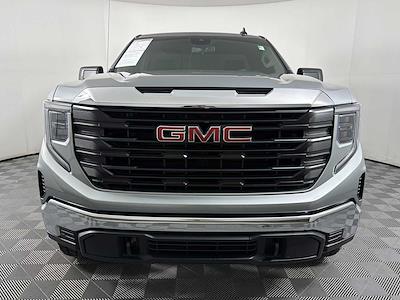Used 2025 GMC Sierra 1500 - photo 1