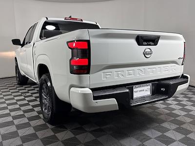 2025 Nissan Frontier King Cab 4x4 Pickup for sale #GS4495A - photo 2
