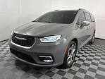 Used 2021 Chrysler Pacifica Pinnacle Minivan for sale #R10519A - photo 3