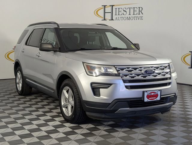 Used 2019 Ford Explorer - photo 2