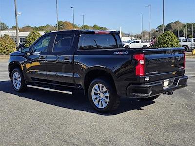 2021 Chevrolet Silverado 1500 Crew Cab 4x4, Pickup for sale #P4983 - photo 2