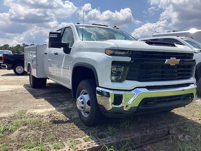 New 2025 Chevrolet Silverado 3500 Crew Cab 4WD Reading SLU108-DW 9' Service Truck for sale #150495 - photo 1
