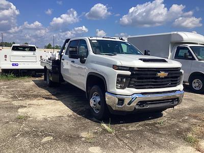 New 2025 Chevrolet Silverado 3500 Work Truck Crew Cab 4WD Flatbed Truck for sale #152504 - photo 1