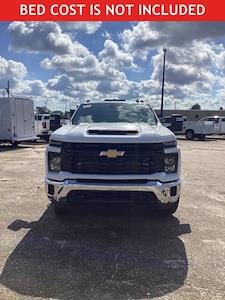 2025 Chevrolet Silverado 3500 Crew Cab DRW 4WD Flatbed Truck for sale #152588 - photo 1