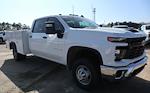 2025 Chevrolet Silverado 3500 Crew Cab 4WD, Cab Chassis for sale #152626 - photo 5