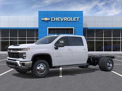 2026 Chevrolet Silverado 3500 Crew Cab 4WD Cab Chassis for sale #223358 - photo 2