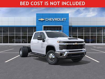 New 2025 Chevrolet Silverado 3500 LT Crew Cab 4WD 60 CA Cab Chassis for sale #223992 - photo 1