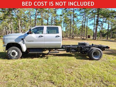 New 2024 Chevrolet Silverado 6500 Work Truck Crew Cab 4WD Cab Chassis for sale #449134 - photo 1