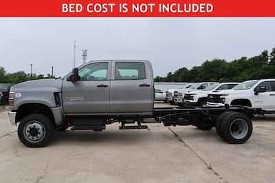 2024 Chevrolet Silverado 5500 Crew Cab DRW 4WD Cab Chassis for sale #655186 - photo 1