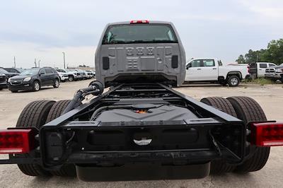 2024 Chevrolet Silverado 5500 Crew Cab DRW 4WD Cab Chassis for sale #655186 - photo 2