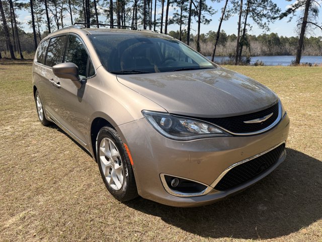 Used 2018 Chrysler Pacifica Touring L Plus Minivan - photo 1