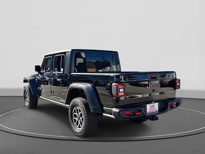 Used 2024 Jeep Gladiator Rubicon Crew Cab for sale #B33606 - photo 2