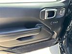 2021 Jeep Gladiator Crew Cab 4x4 Pickup for sale #B50167 - photo 18