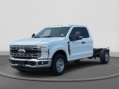 2024 Ford F-450 Regular Cab DRW RWD Cab Chassis for sale #G42468T - photo 1