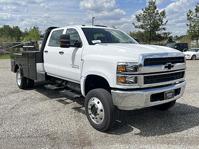 2024 Chevrolet Silverado 5500 Crew Cab DRW 4WD Service Truck for sale #CR26272 - photo 1