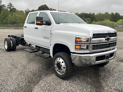 2024 Chevrolet Silverado 5500 Crew Cab DRW 4WD, Cab Chassis for sale #CR26691 - photo 1