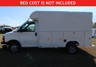 New 2025 GMC Savana 3500 Work Van RWD 11' Reading Service Utility Van for sale #105911 - photo 2